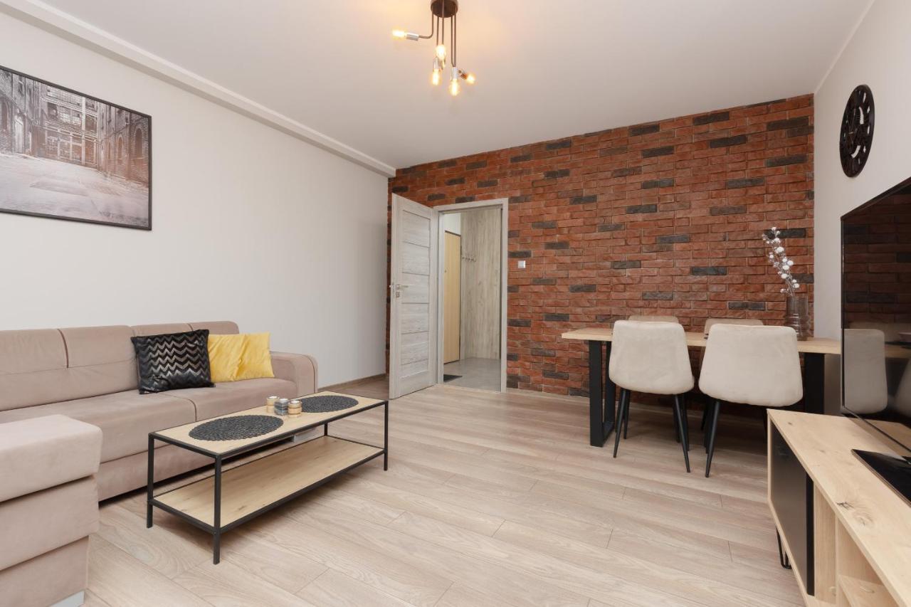 Apartament Modern One Bedroom With Parking In By Renters Prestige